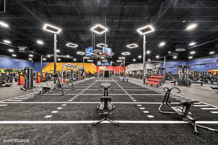 Crunch Fitness - Fall River