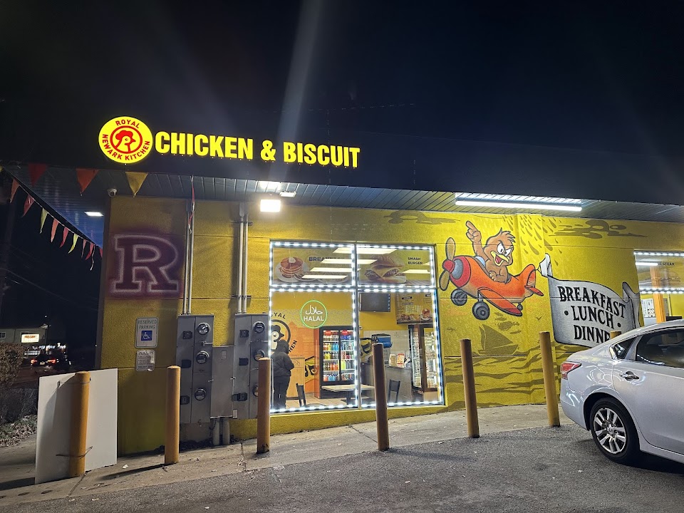 Royal Chicken & Biscuit
