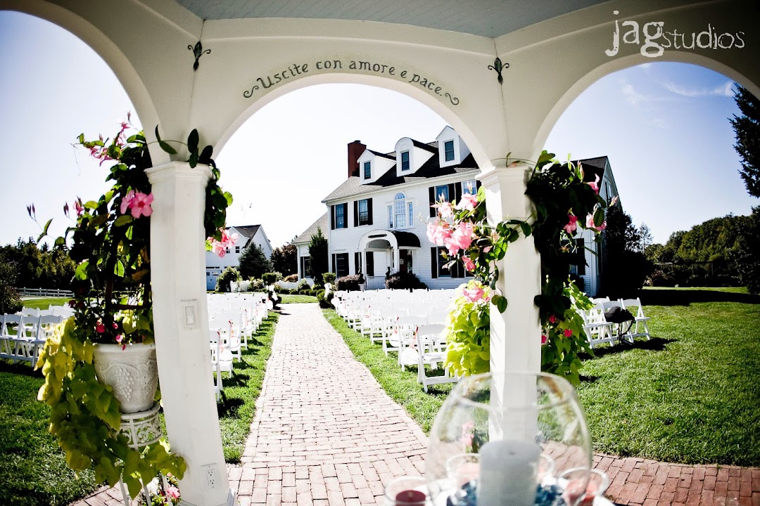 Five Bridge Inn