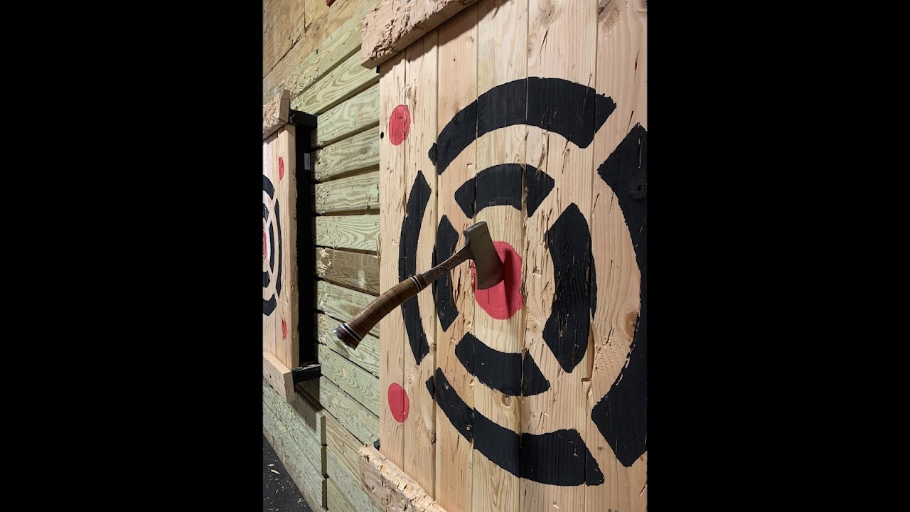 Stumpy's Hatchet House
